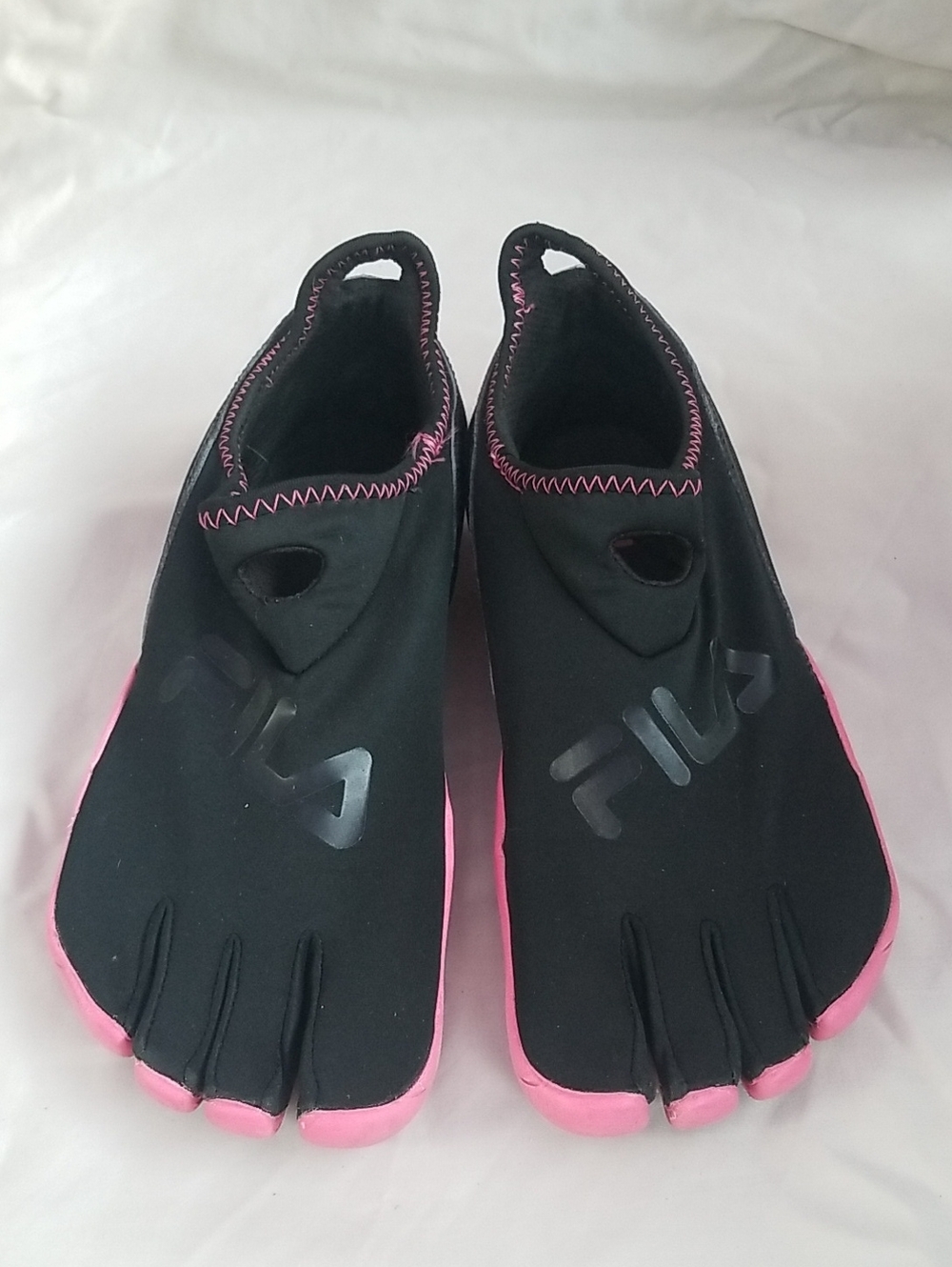 Fila Women's 11 Skele-Toes EZ Slide Water Shoes 19